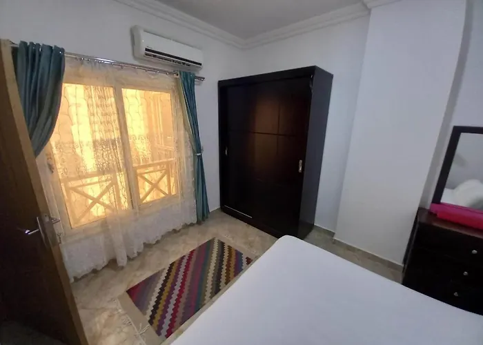 Apartment Sea Breeze *